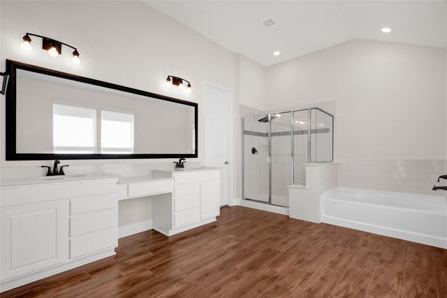 13235 Westmont Heights Lane, Houston, TX 77044