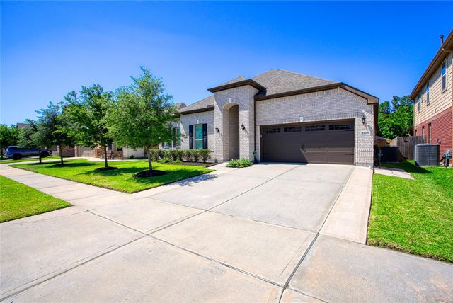 13235 Westmont Heights Lane, Houston, TX 77044