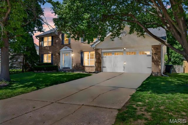 1132 Running Waters Drive, St Charles, MO 63304