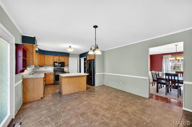 1132 Running Waters Drive, St Charles, MO 63304