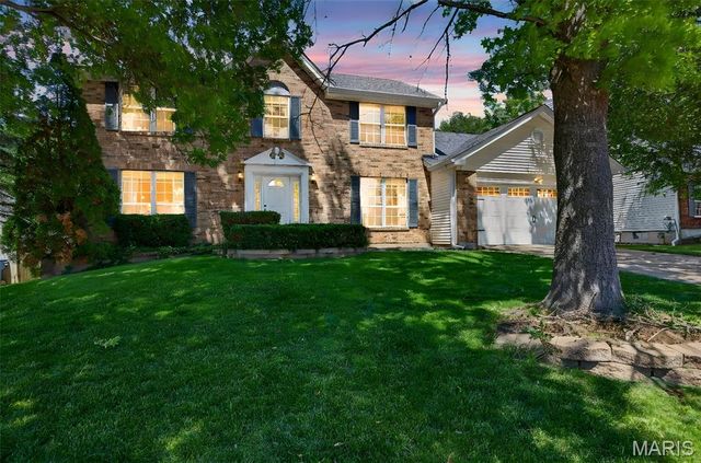 1132 Running Waters Drive, St Charles, MO 63304