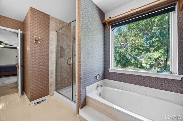 1132 Running Waters Drive, St Charles, MO 63304