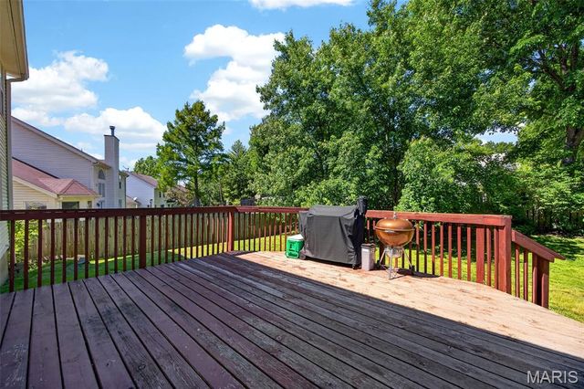 1132 Running Waters Drive, St Charles, MO 63304