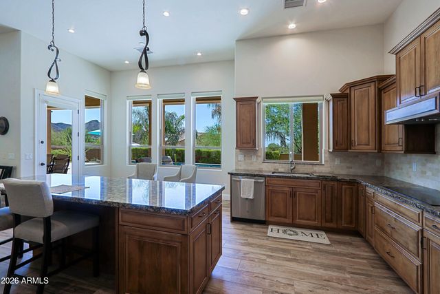 2827 W HERE TO THERE Drive, Phoenix, AZ 85086