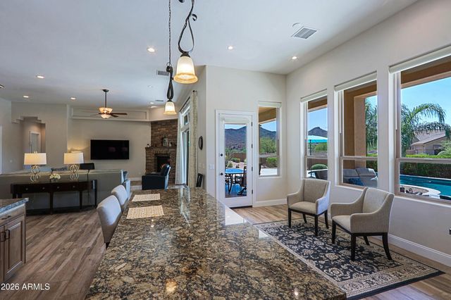 2827 W HERE TO THERE Drive, Phoenix, AZ 85086