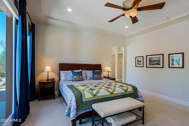 2827 W HERE TO THERE Drive, Phoenix, AZ 85086