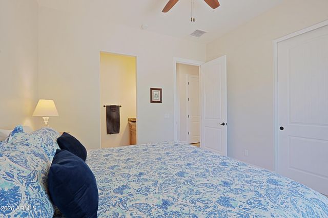 2827 W HERE TO THERE Drive, Phoenix, AZ 85086