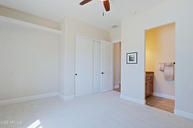 2827 W HERE TO THERE Drive, Phoenix, AZ 85086