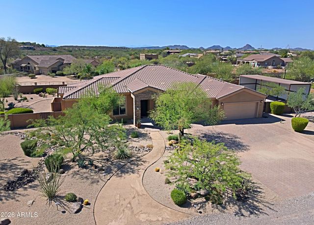 2827 W HERE TO THERE Drive, Phoenix, AZ 85086
