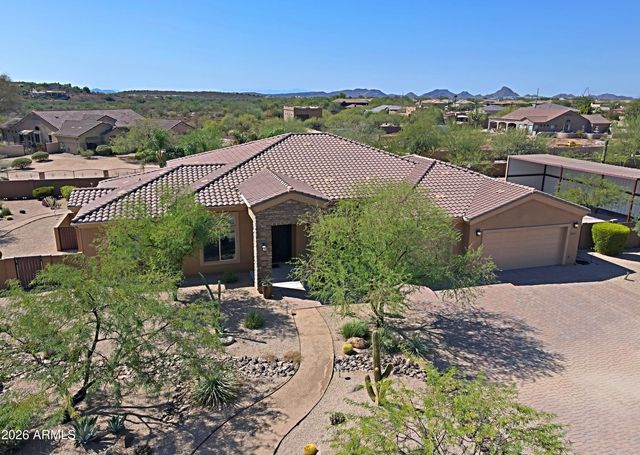 2827 W HERE TO THERE Drive, Phoenix, AZ 85086