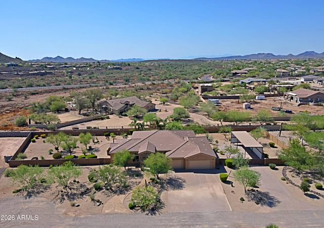 2827 W HERE TO THERE Drive, Phoenix, AZ 85086