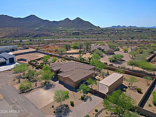 2827 W HERE TO THERE Drive, Phoenix, AZ 85086