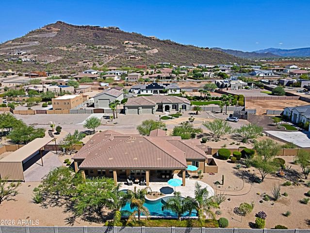 2827 W HERE TO THERE Drive, Phoenix, AZ 85086