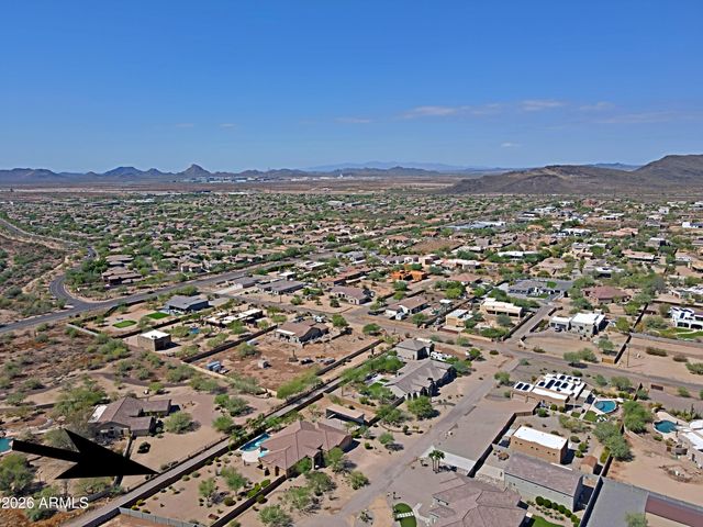 2827 W HERE TO THERE Drive, Phoenix, AZ 85086