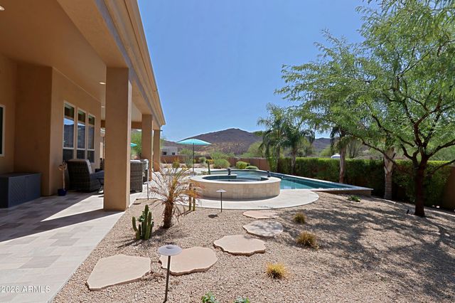 2827 W HERE TO THERE Drive, Phoenix, AZ 85086