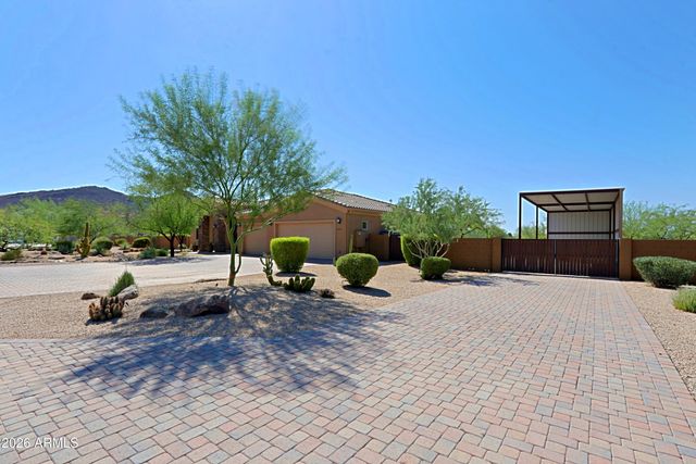 2827 W HERE TO THERE Drive, Phoenix, AZ 85086