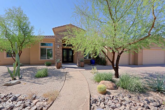 2827 W HERE TO THERE Drive, Phoenix, AZ 85086