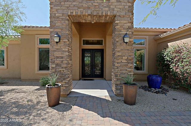 2827 W HERE TO THERE Drive, Phoenix, AZ 85086