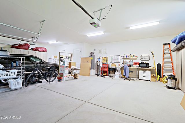 2827 W HERE TO THERE Drive, Phoenix, AZ 85086