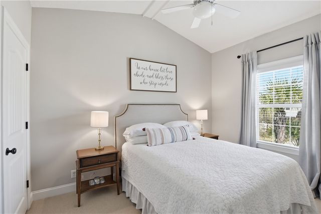 203 Mariners Circle, St Simons Island, GA 31522