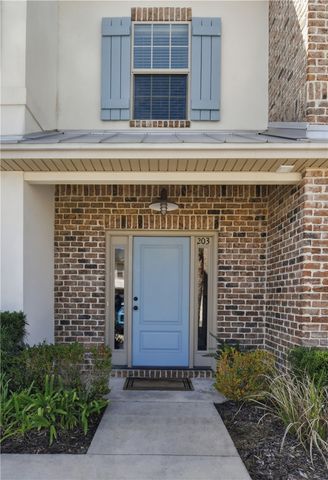 203 Mariners Circle, St Simons Island, GA 31522