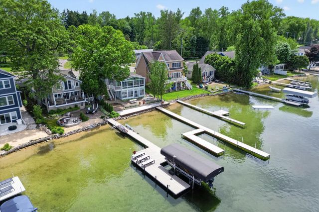 7235 Belding Road Ne, Cannon Twp, MI 49341