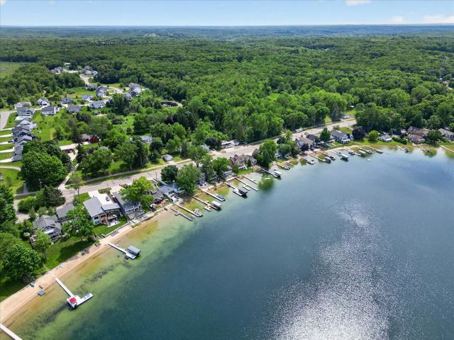 7235 Belding Road Ne, Cannon Twp, MI 49341