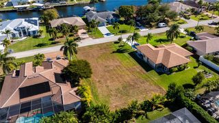5010 SW 20th PL, Cape Coral, FL 33914