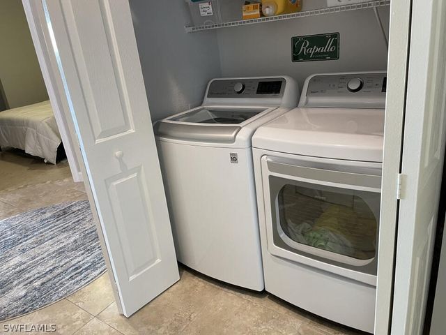 8597 Via Garibaldi CIR 301, Estero, FL 33928