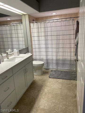 8597 Via Garibaldi CIR 301, Estero, FL 33928