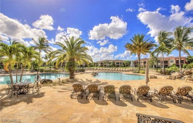 8597 Via Garibaldi CIR 301, Estero, FL 33928