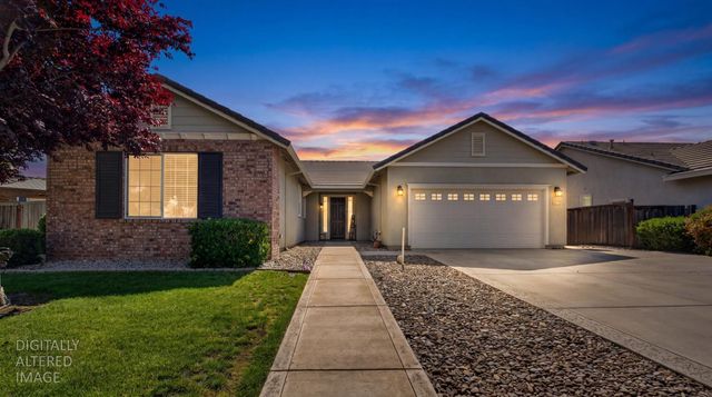 1917 NW Thomas Taylor Dr, Hughson, CA 95326