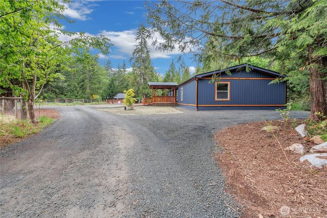 2074 W Cloquallum Road, Shelton, WA 98584