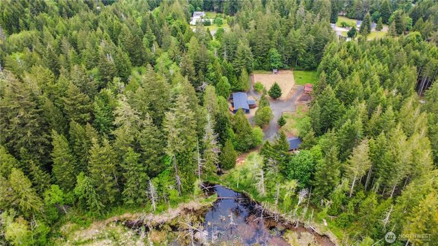 2074 W Cloquallum Road, Shelton, WA 98584