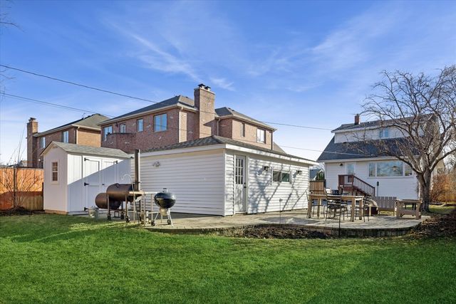 275 W North Avenue, Elmhurst, IL 60126