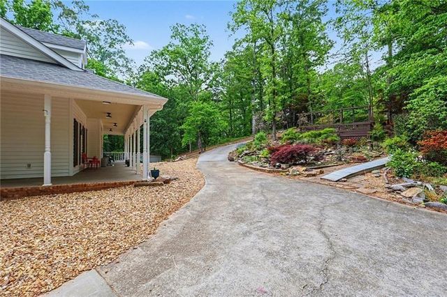 5735 E Ridge Drive, Douglasville, GA 30135