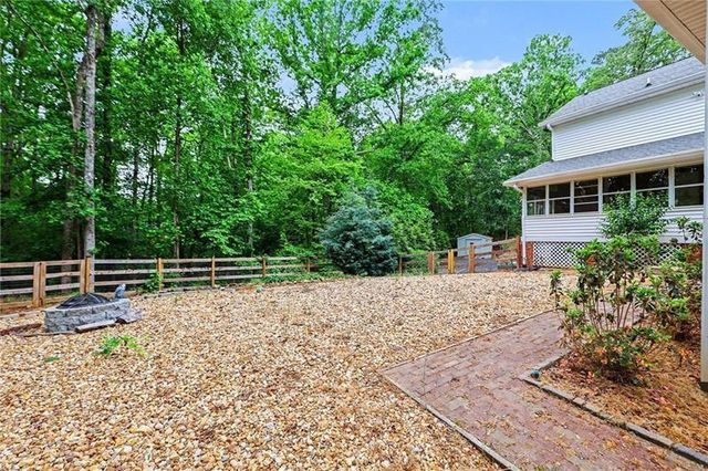 5735 E Ridge Drive, Douglasville, GA 30135