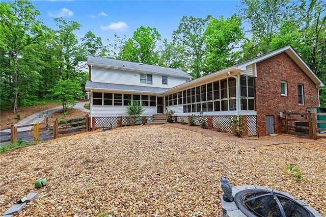 5735 E Ridge Drive, Douglasville, GA 30135
