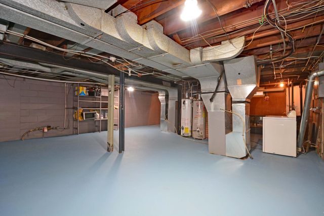 962 Smith Avenue S, West Saint Paul, MN 55118