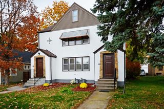 962 Smith Avenue S, West Saint Paul, MN 55118