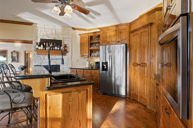 385 County Road 2610, Pittsburg, TX 75686