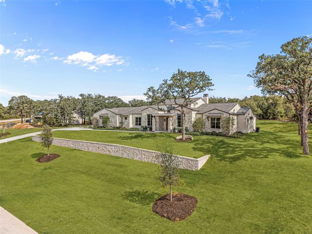 8041 Encanto Way, Fort Worth, TX 76020