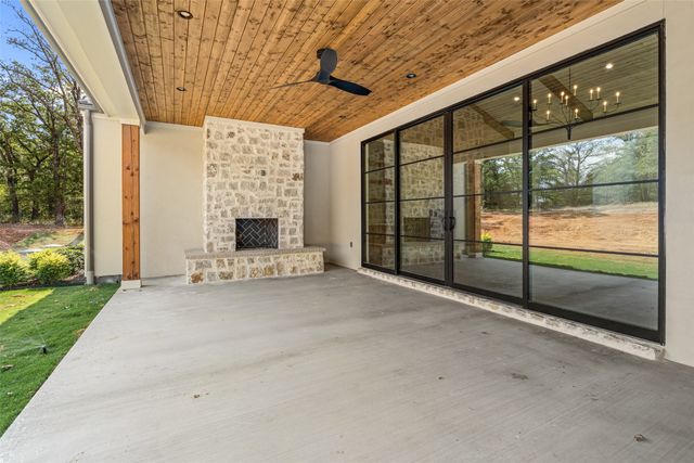 8041 Encanto Way, Fort Worth, TX 76020