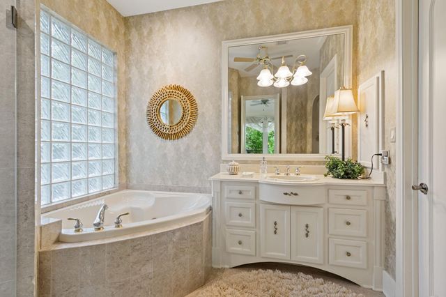 17511 Seidel Road, Tomball, TX 77377