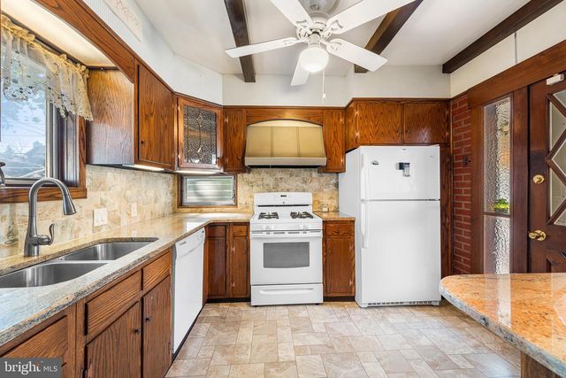 316 LINCOLN AVE, Lansdowne, PA 19050