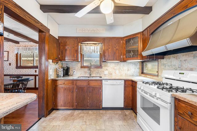 316 LINCOLN AVE, Lansdowne, PA 19050