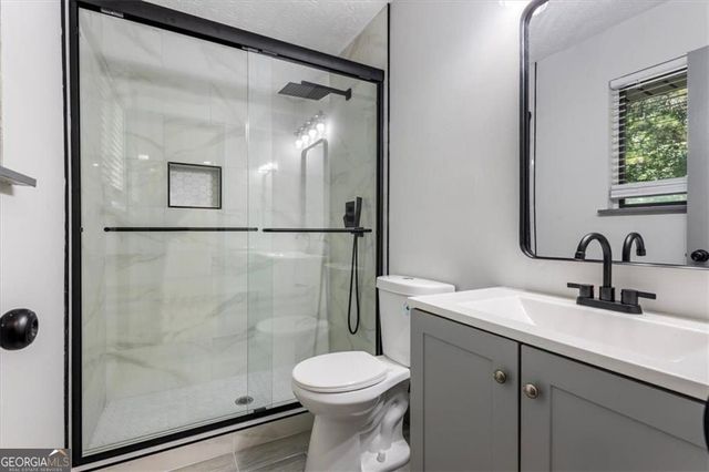 6685 Greenbower Lane, College Park, GA 30349