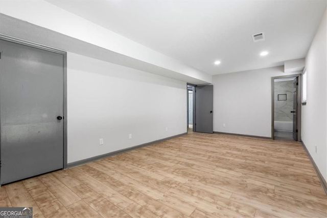 6685 Greenbower Lane, College Park, GA 30349