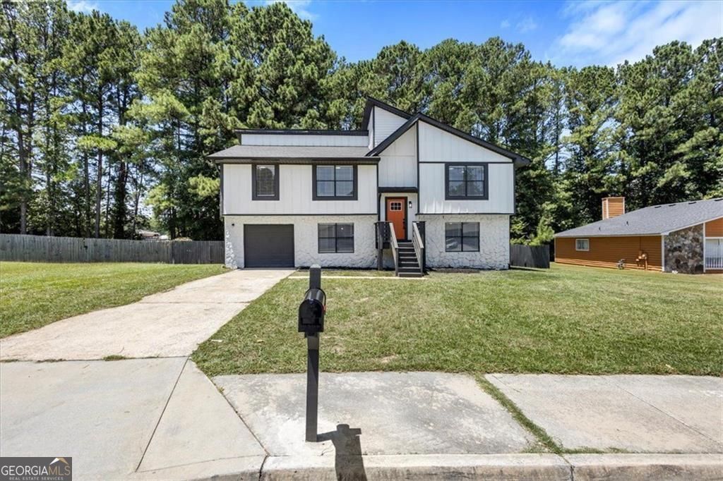 6685 Greenbower Lane, College Park, GA 30349