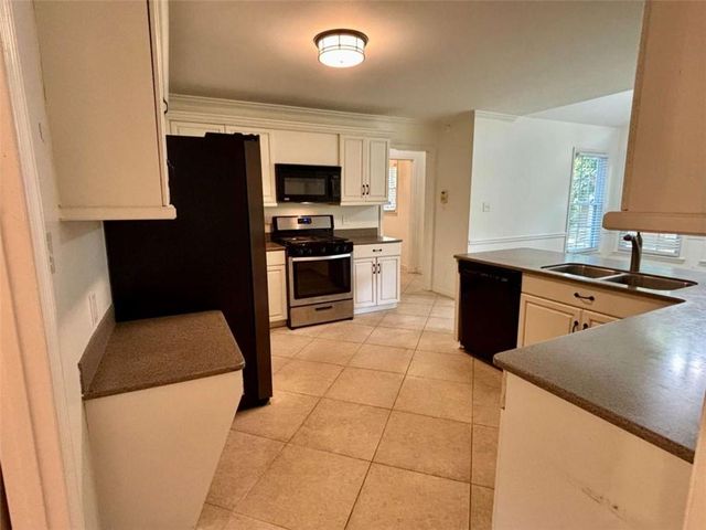 4160 Creekwood Drive, Cumming, GA 30041